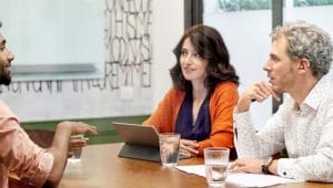 como se comportar em uma entrevista de emprego