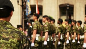 militares representando o exército