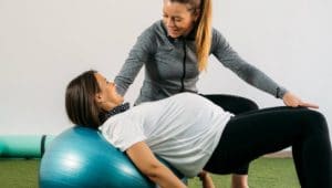 profissional de fisioterapia pélvica