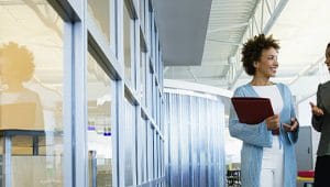 profissionais em busca de experiência profissional