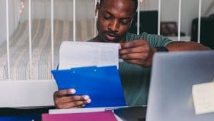 estudante de faculdade