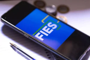 celular com app do fies
