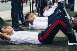 soldados em treinamento